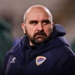 وفاة مدرب صربي أثناء مباراة رسمية لفريقه