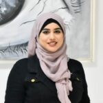 من اجل المسك بناصية:” متاهة ” الفنانة التشكيلية : هيفاء الحاج صالح  – تأويلات بصريٌة بين التجريدي والتشخيصي وتحوٌلات نفسية بين ثنايا الخطوط البيضاء والسوداء والالوان الساخنة