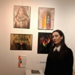 من أعلام الفن التشكيلي في تونس: الدكتورة ضحى علية تترجّم الجمال الى لمسة فنية