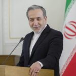 إيران تتمسك بحقها في تخصيب اليورانيوم