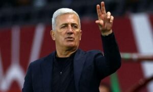 الجزائر: تمديد عقد مدرب المنتخب بيتكوفيتش بسنتين