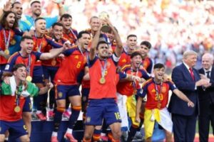 موجز “البيان” : رودري افضل لاعب في كأس العالم، دي لا فوينتي يشيد بجيل اسبانيا العظيم.. وارقام قياسية شهدها المونديال
