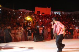 مهرجان نفطة: نجاح جماهيري لسهرة فنان “الراب” نوردو