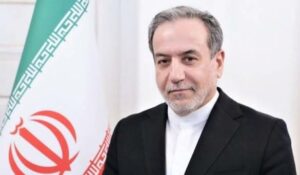 وزير الخارجية الإيراني: نحذّر من أيّ عمل متهوّر تقدم عليه الولايات المتحدة